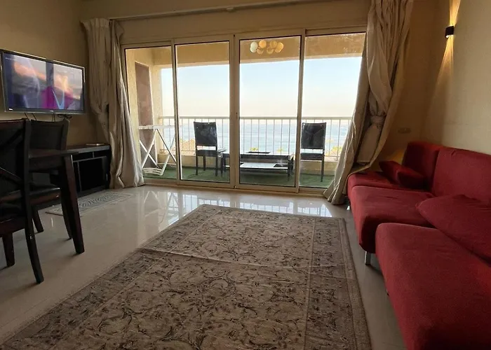 Porto Elsokhna Pyramids Apartment